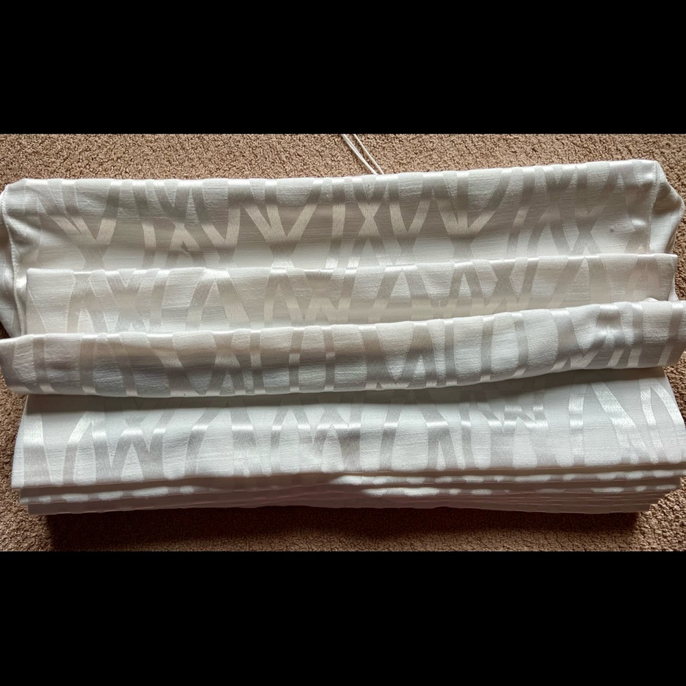 Custom hobbled Roman shade